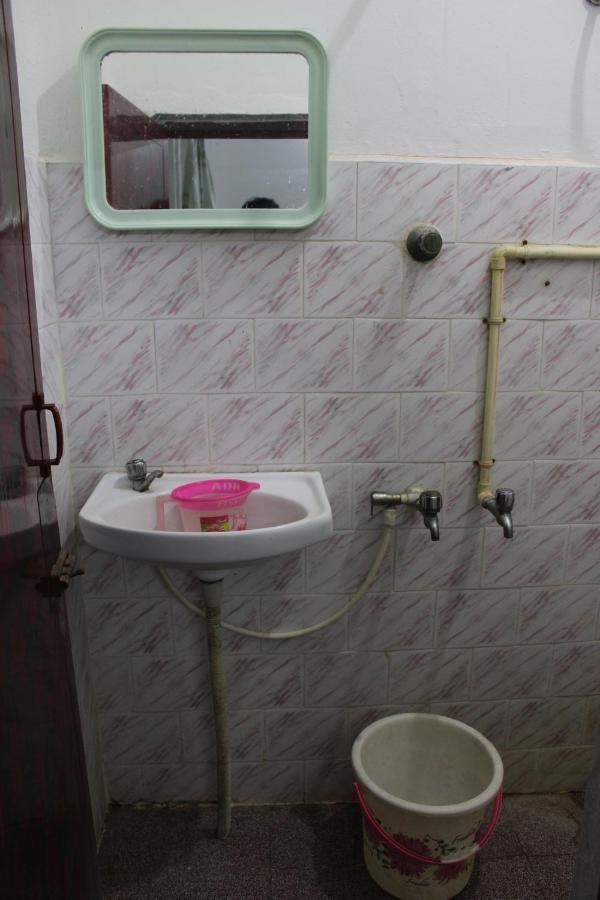 Balaji Guest House Puduccseri Kültér fotó