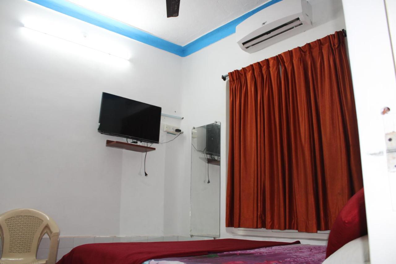 Balaji Guest House Puduccseri Kültér fotó
