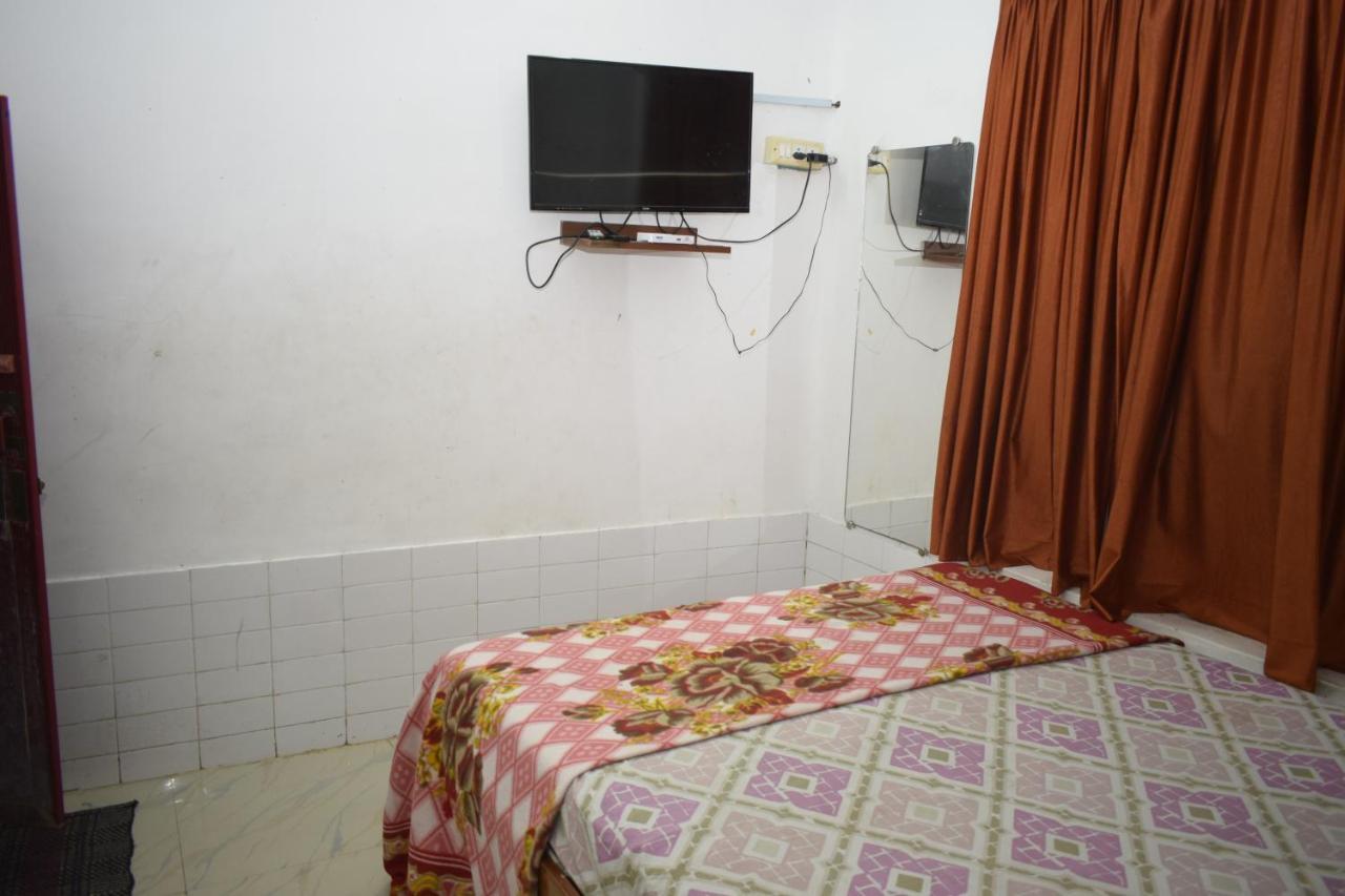 Balaji Guest House Puduccseri Kültér fotó